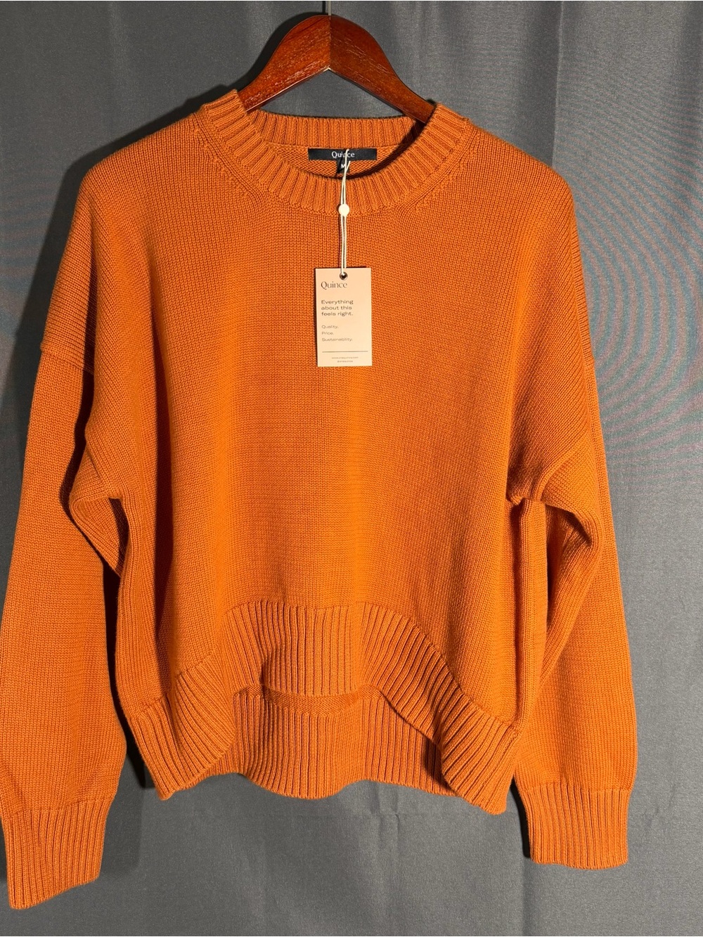 Quince 100% Organic Cotton Boyfriend Crew Neck Sweater size M Pale rust orange